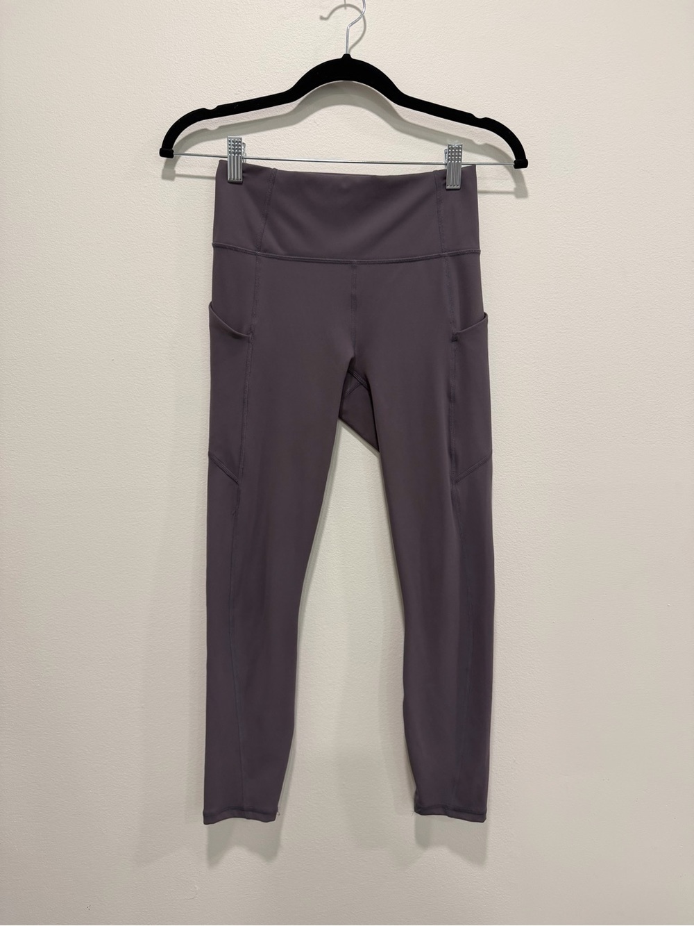 Fabletics Oasis High Waisted Pocket Leggings Gray